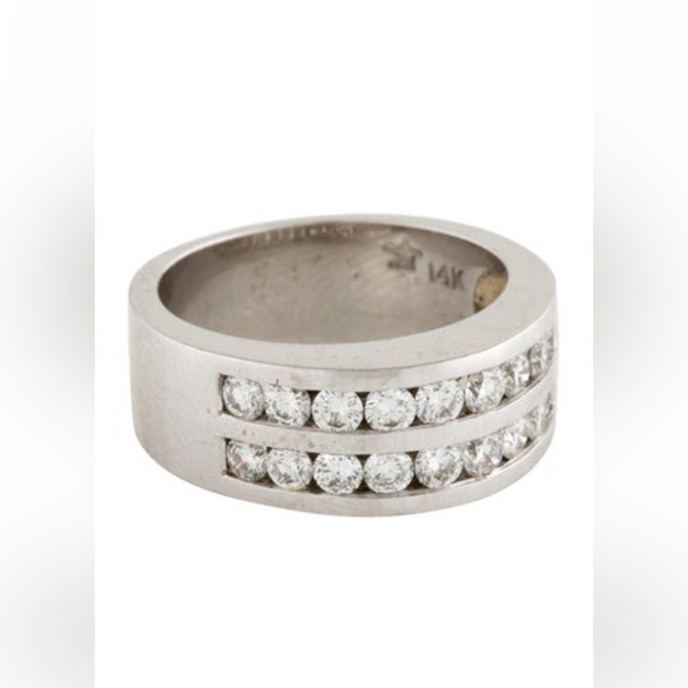 14K White Gold 1.08ctw Diamond Band Ring